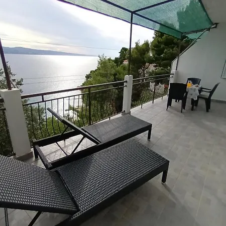 Apartment Ljube Small *